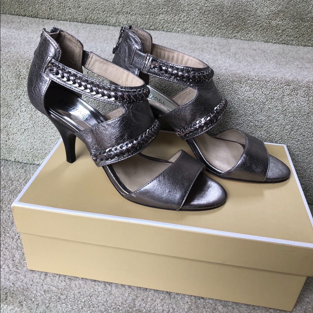 NWOT Michael Kors leather heels